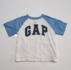 Gap shirt